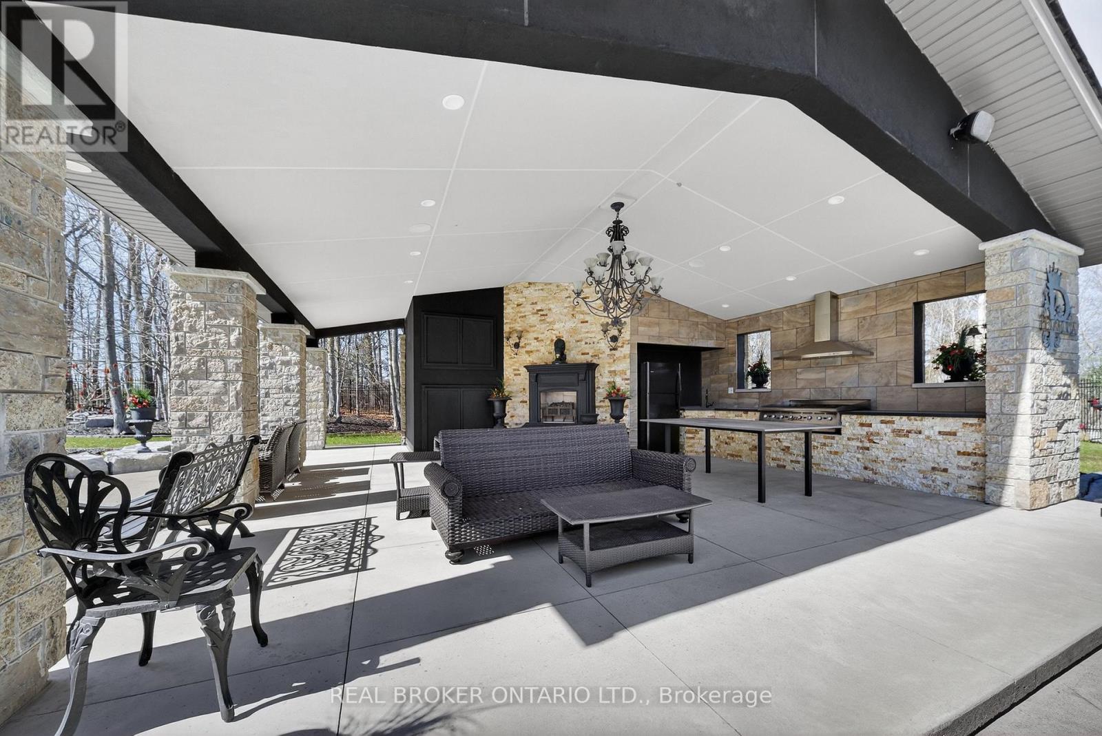 2600 Maple Street, Pelham, Ontario  L0S 1C0 - Photo 40 - X12971408