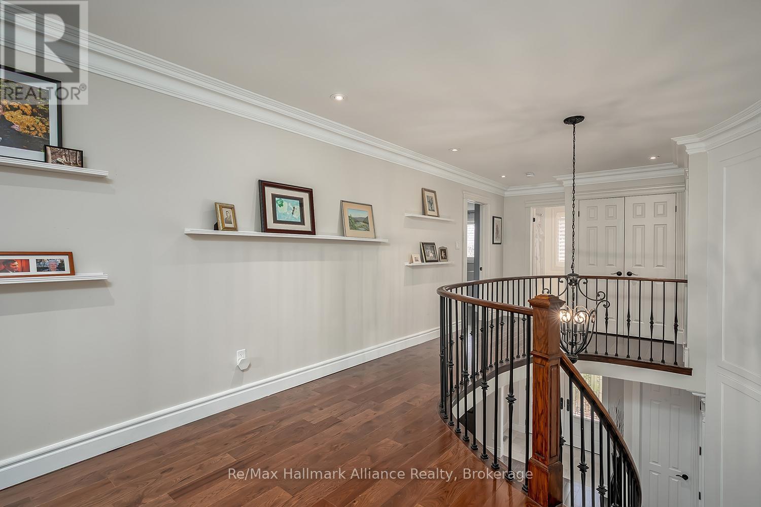 2069 Nipigon Drive, Oakville, Ontario  L6H 4G3 - Photo 20 - W12971272