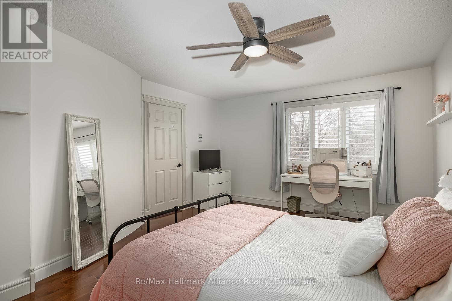 2069 Nipigon Drive, Oakville, Ontario  L6H 4G3 - Photo 32 - W12971272