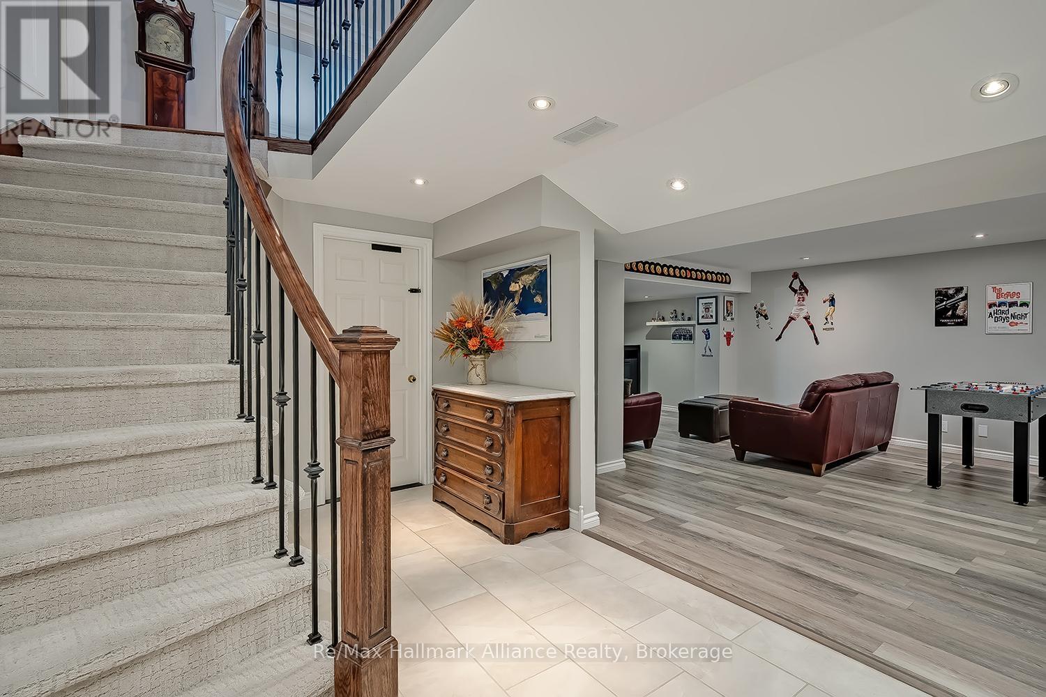 2069 Nipigon Drive, Oakville, Ontario  L6H 4G3 - Photo 35 - W12971272