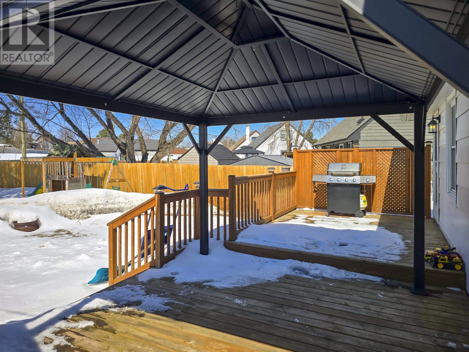 144 Strathcona Ave, Thunder Bay, Ontario  P7A 1S3 - Photo 36 - TB2600645