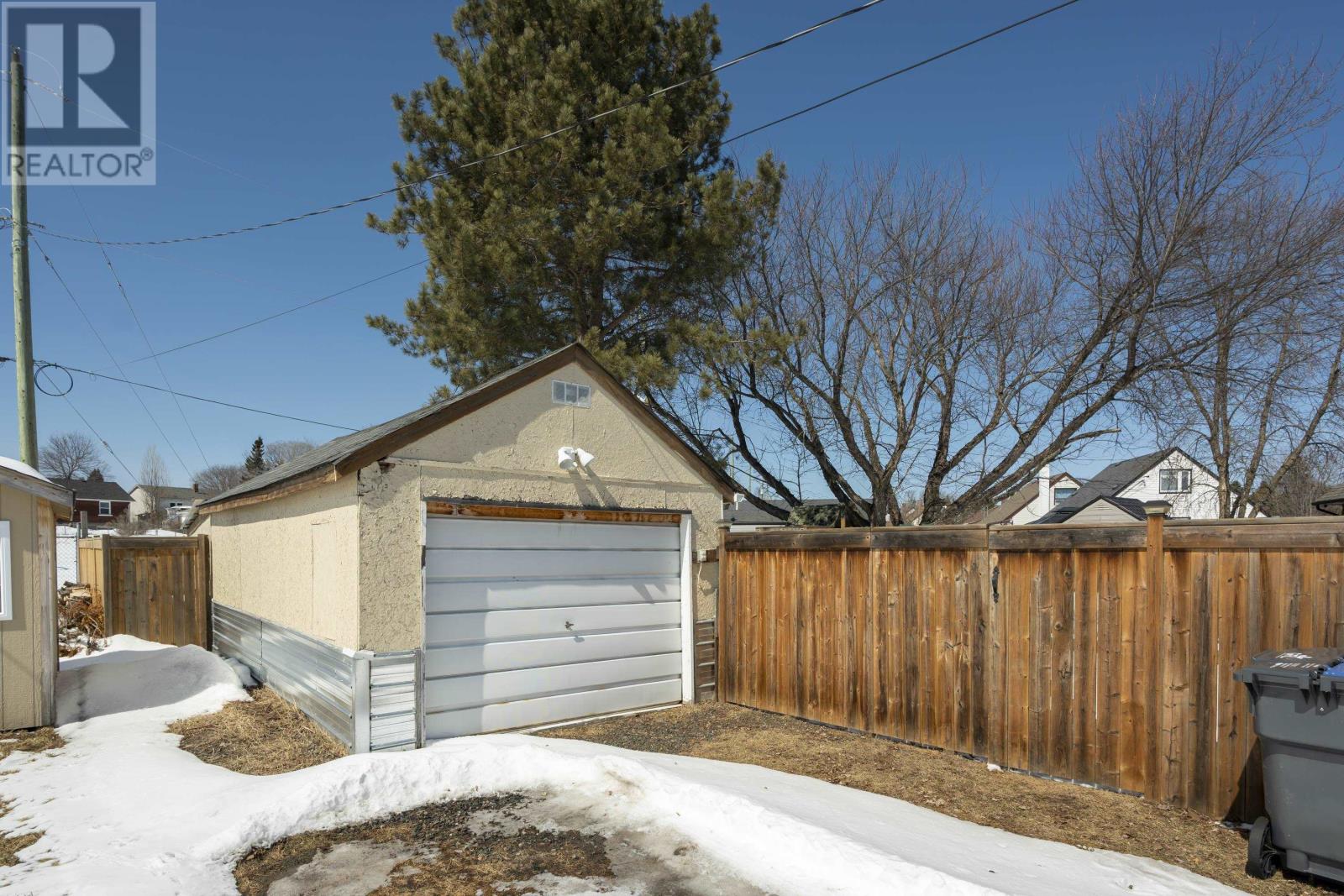 144 Strathcona Ave, Thunder Bay, Ontario  P7A 1S3 - Photo 39 - TB2600645