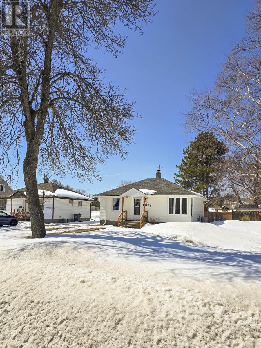 144 Strathcona Ave, Thunder Bay, Ontario  P7A 1S3 - Photo 49 - TB2600645