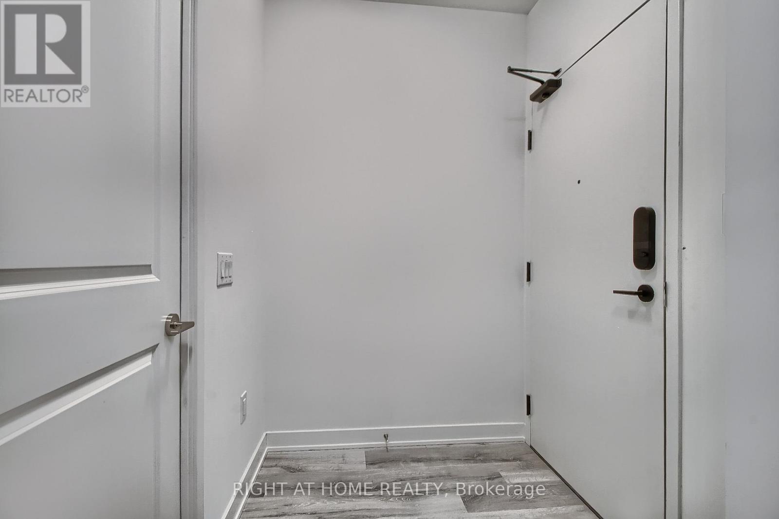 804 - 100 Dalhousie Street, Toronto, Ontario  M5B 0C7 - Photo 7 - C12800440