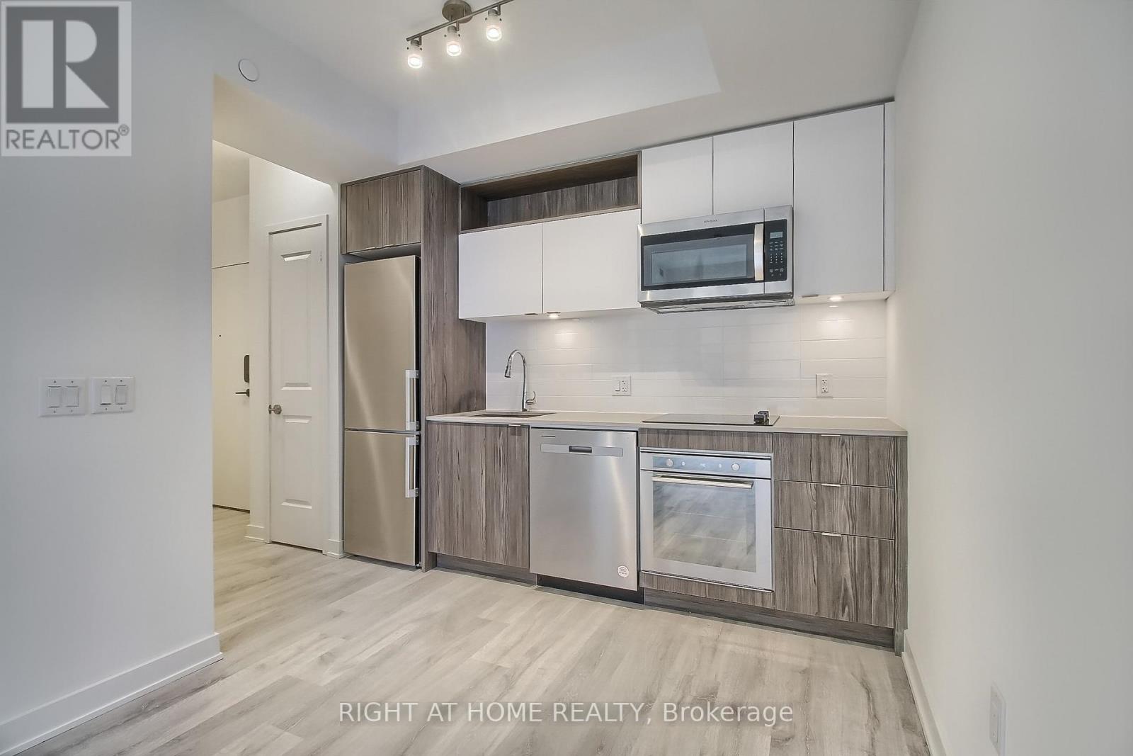 804 - 100 Dalhousie Street, Toronto, Ontario  M5B 0C7 - Photo 8 - C12800440