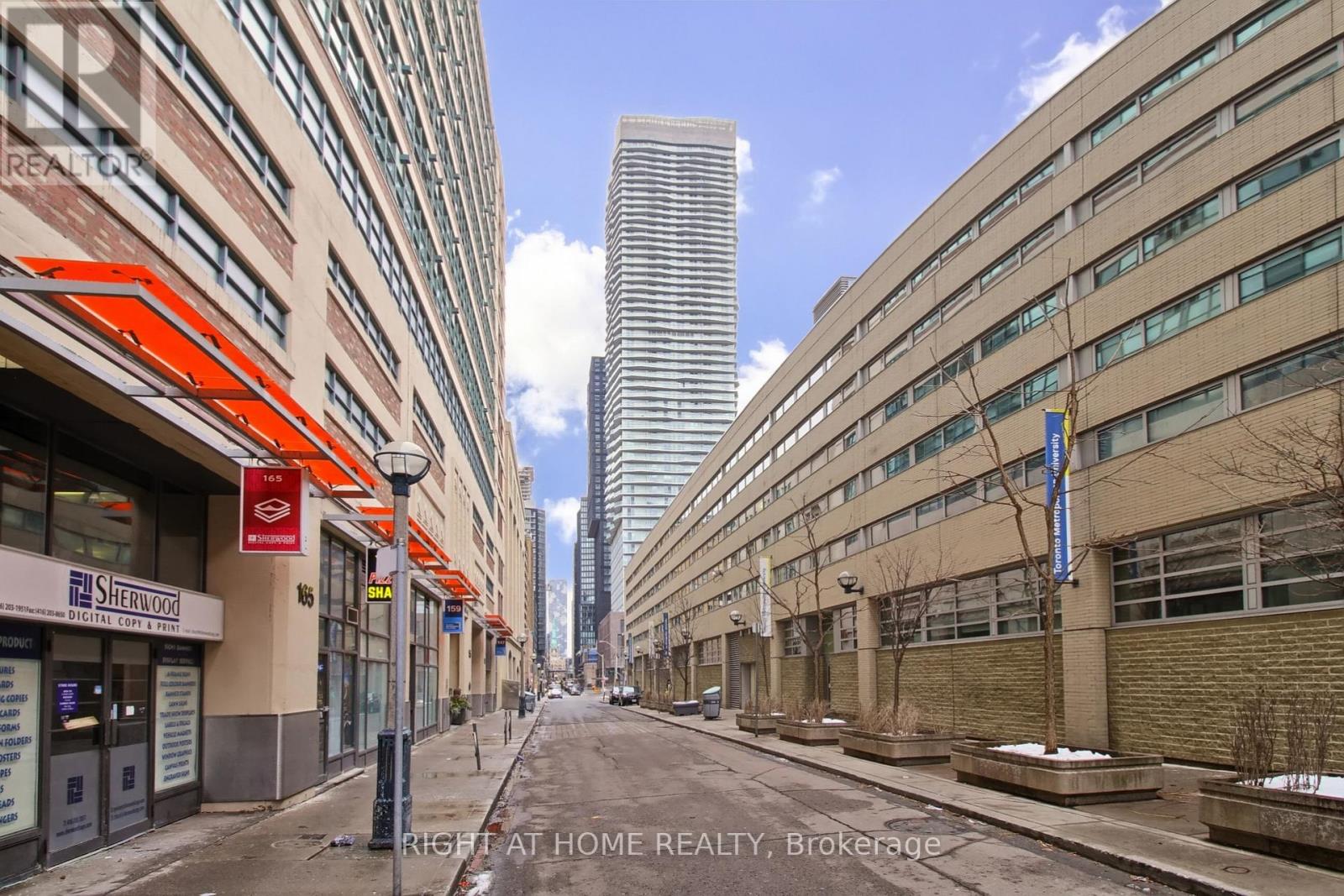 804 - 100 Dalhousie Street, Toronto, Ontario  M5B 0C7 - Photo 3 - C12800440