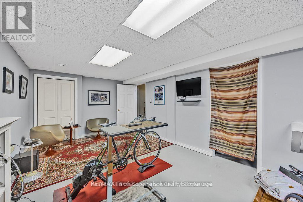 66 Coleman Drive, Barrie (Edgehill Drive), Ontario  L4N 0N9 - Photo 21 - S12971284