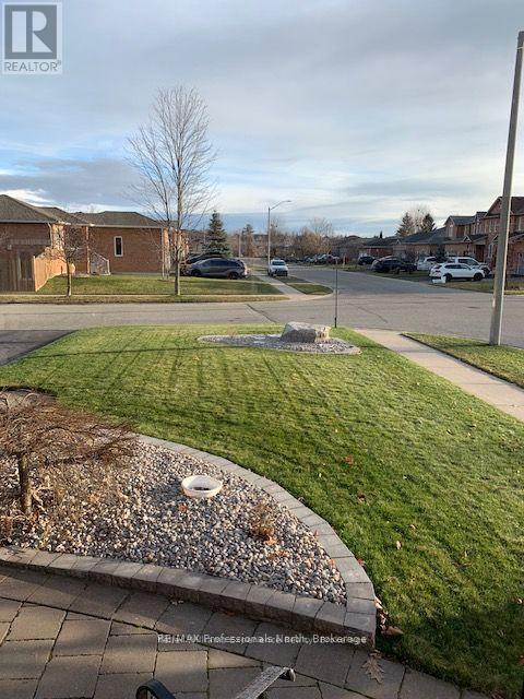 66 Coleman Drive, Barrie (Edgehill Drive), Ontario  L4N 0N9 - Photo 36 - S12971284