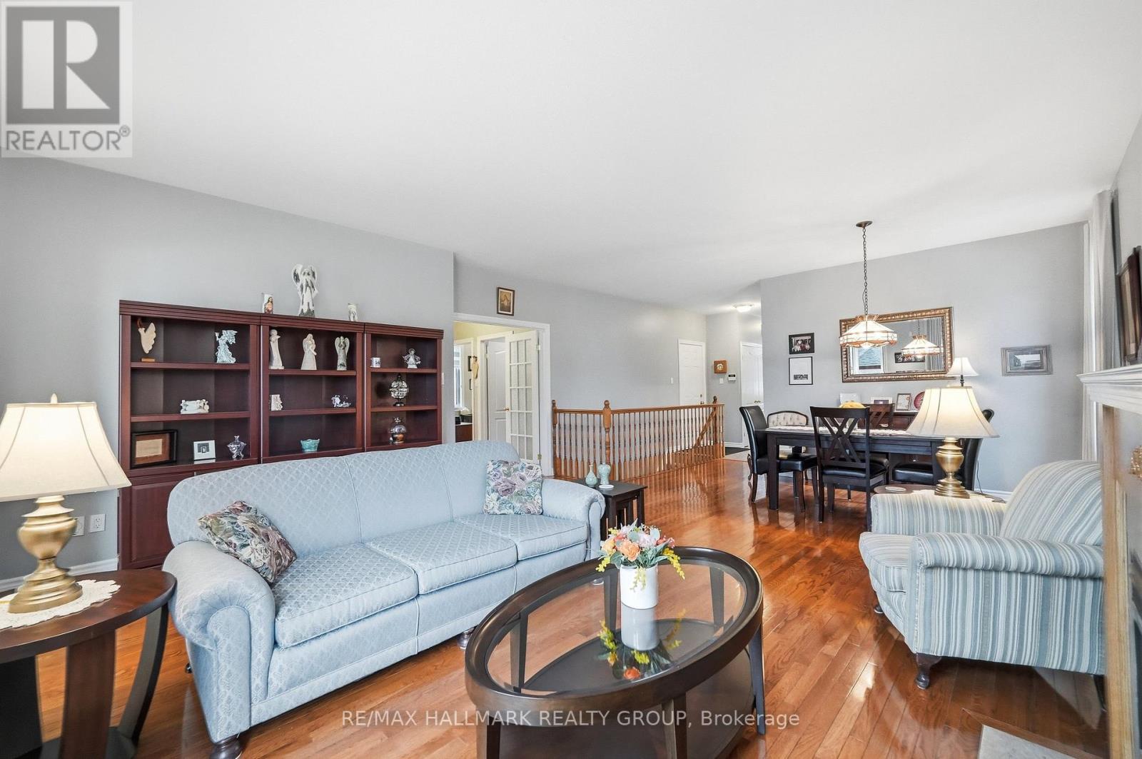 724 Long Point Circle, Ottawa, Ontario  K1T 4E9 - Photo 16 - X12927972