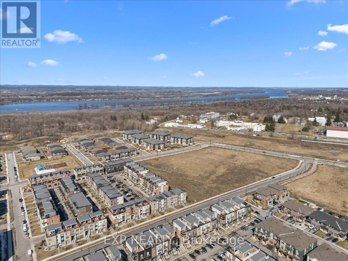 808 Mikinak Road, Ottawa, Ontario K1K 5A5 - Photo 21 - X12917922