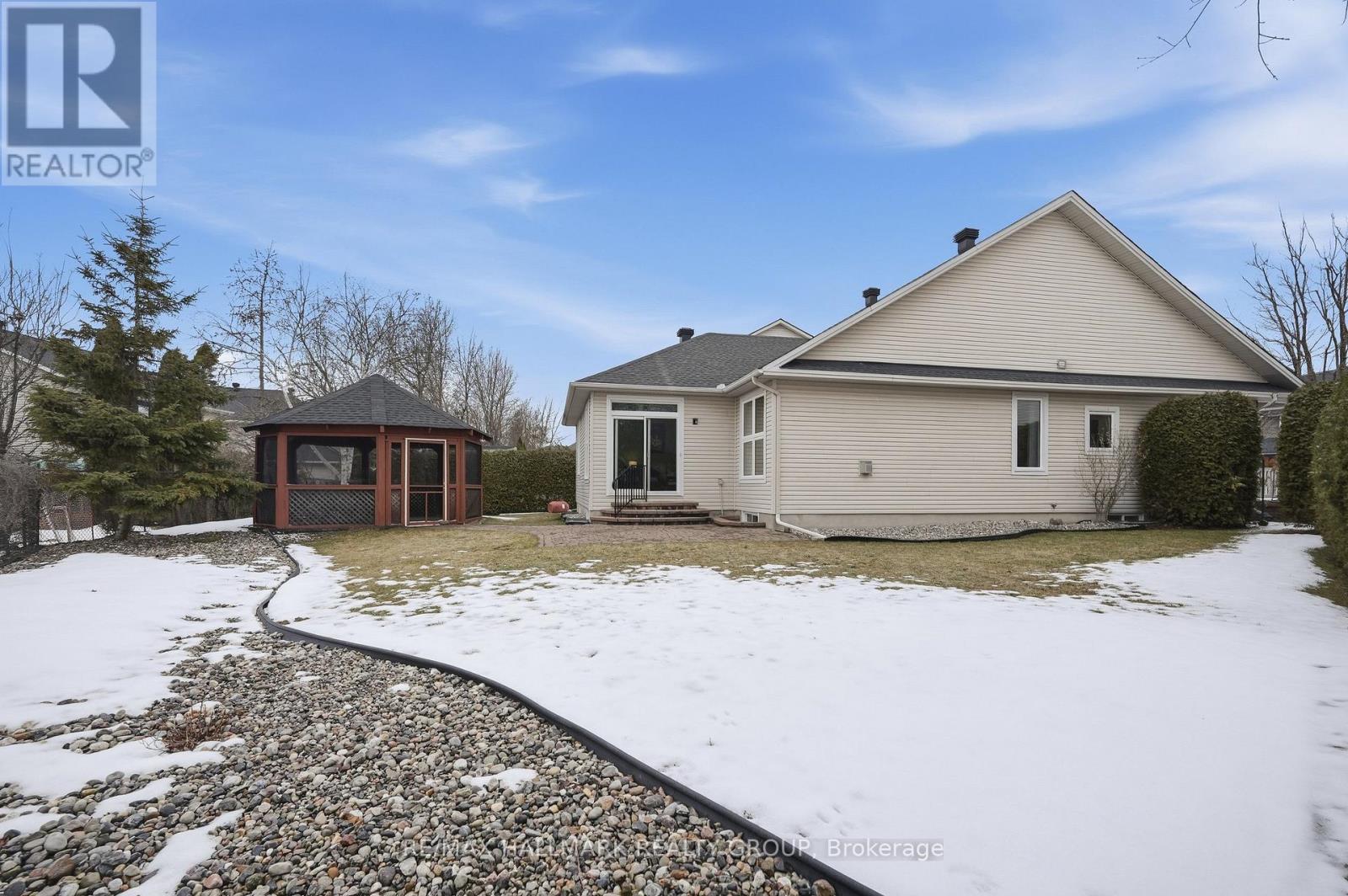 724 Long Point Circle, Ottawa, Ontario  K1T 4E9 - Photo 42 - X12927972