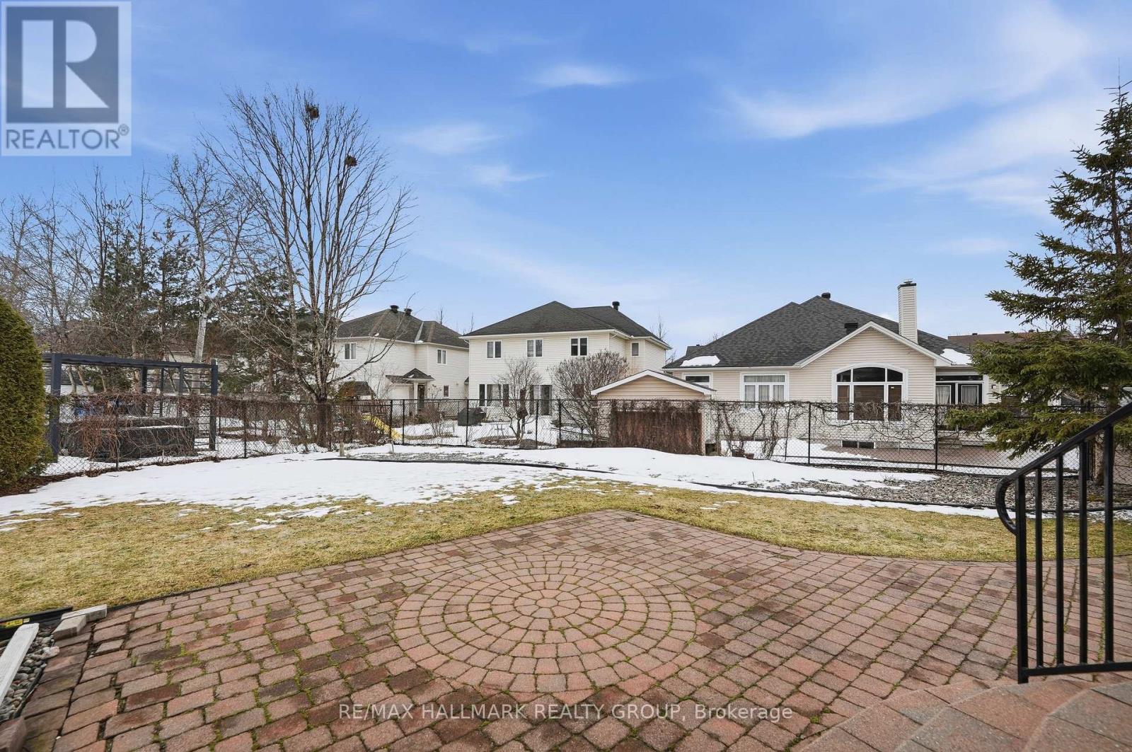 724 Long Point Circle, Ottawa, Ontario  K1T 4E9 - Photo 40 - X12927972