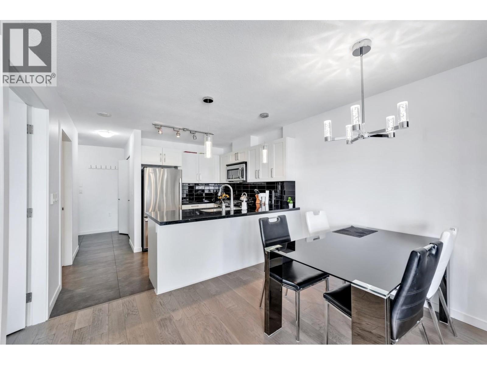 1106 2133 Douglas Road, Burnaby, British Columbia  V5C 0E9 - Photo 6 - R3108353