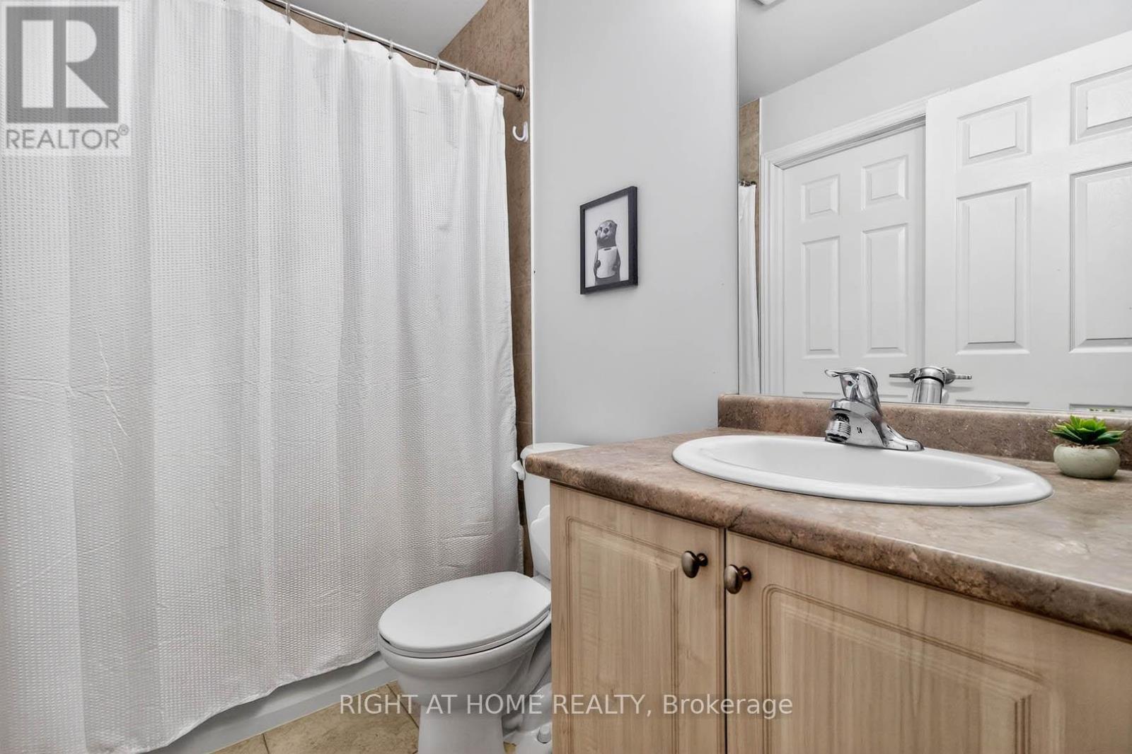 145 Louisbourg Way, Markham, Ontario  L6E 2A2 - Photo 22 - N12917516