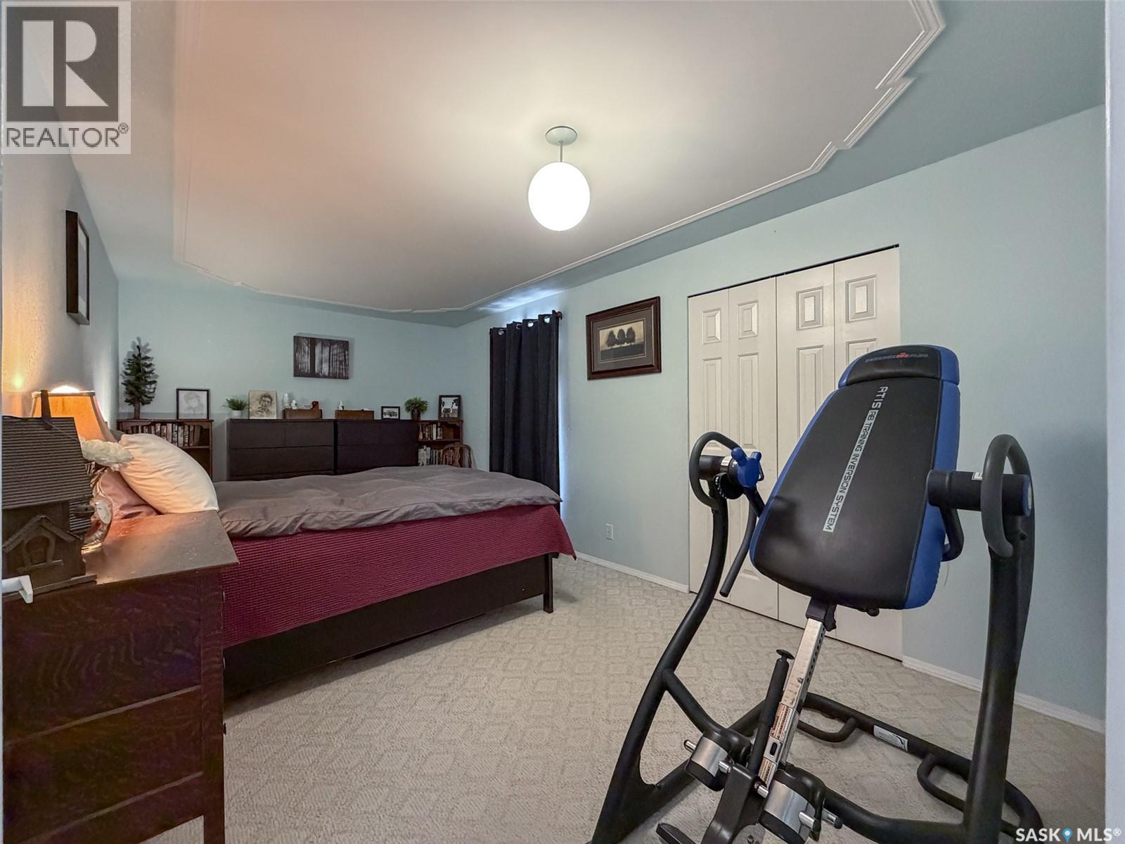 118 Cedar Avenue N, Eastend, Saskatchewan  S0N 0T0 - Photo 17 - SK032219