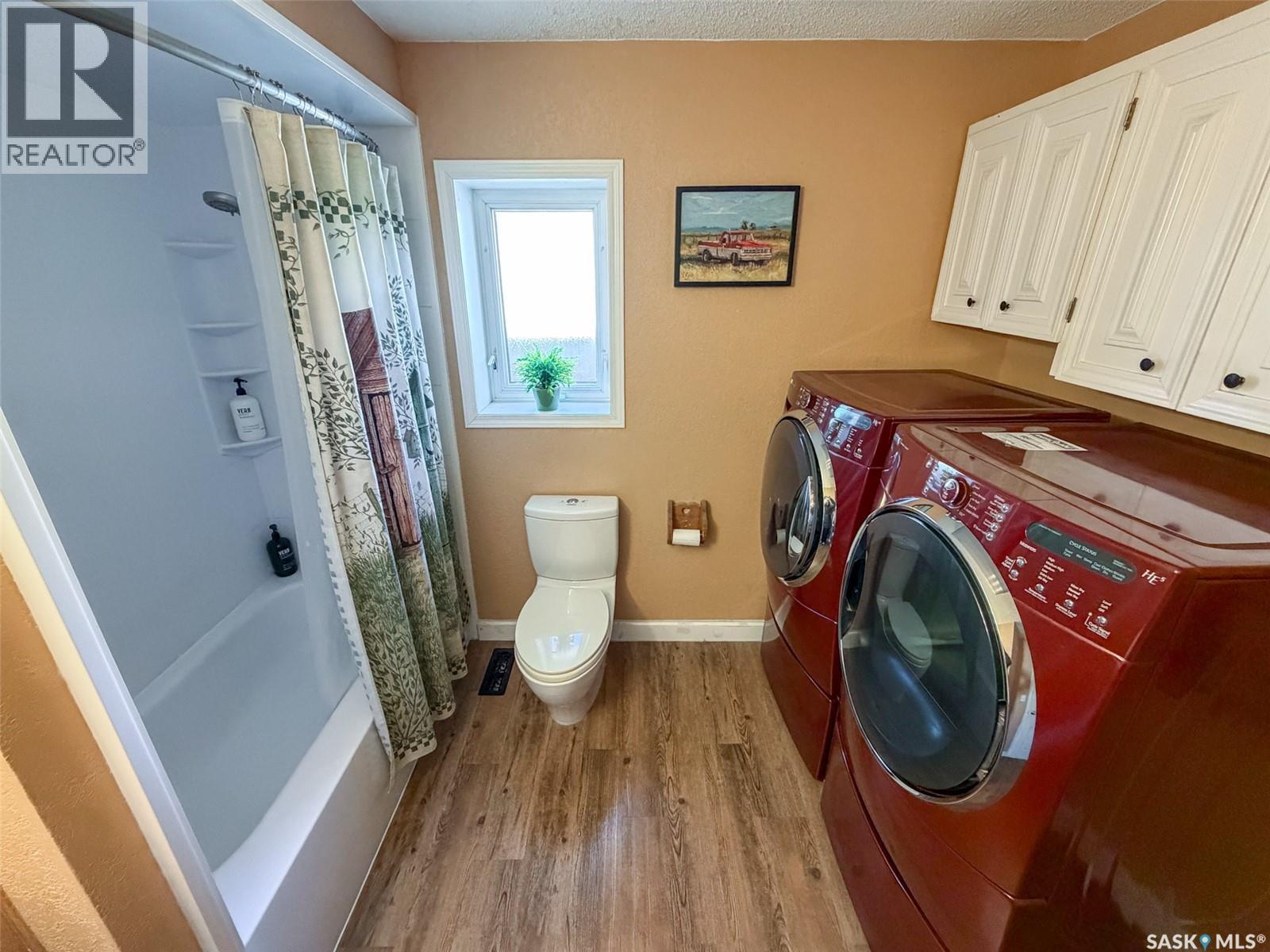 118 Cedar Avenue N, Eastend, Saskatchewan  S0N 0T0 - Photo 21 - SK032219