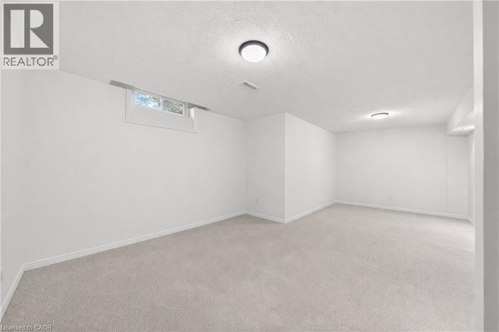 375 Kingscourt Court Unit# 20, Waterloo, Ontario  N2K 3N7 - Photo 32 - 40817940