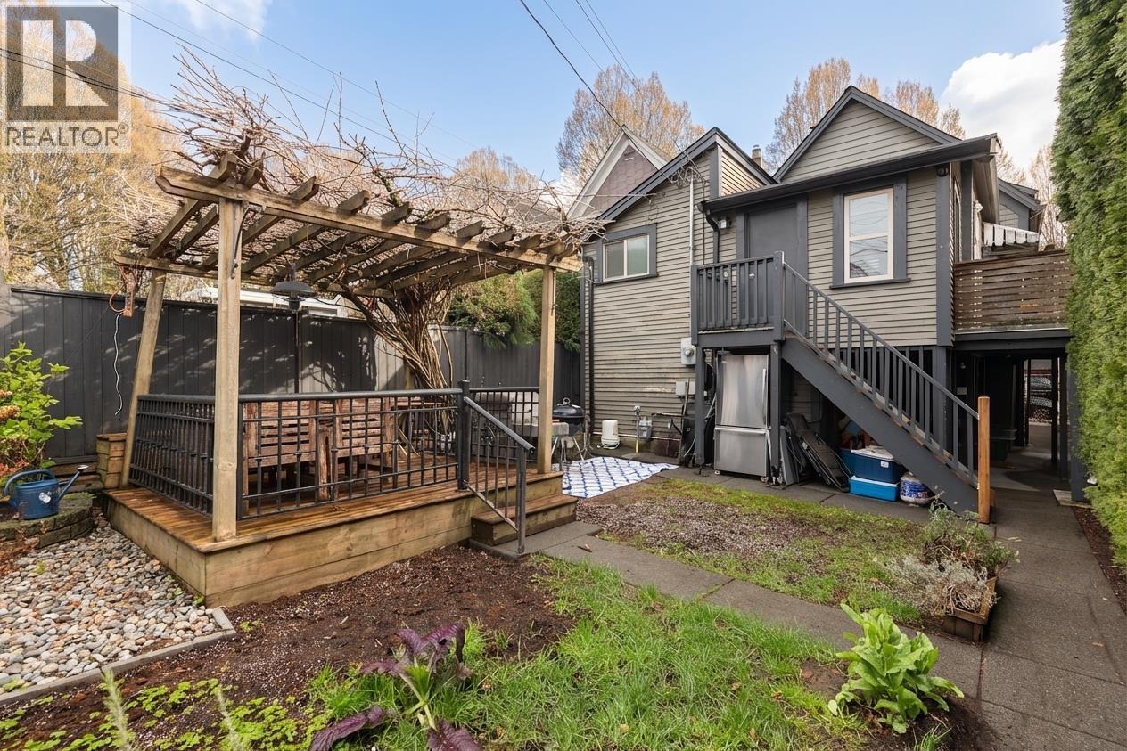 557 Prior Street, Vancouver, British Columbia V6A 2G4 - Photo 39 - R3108338