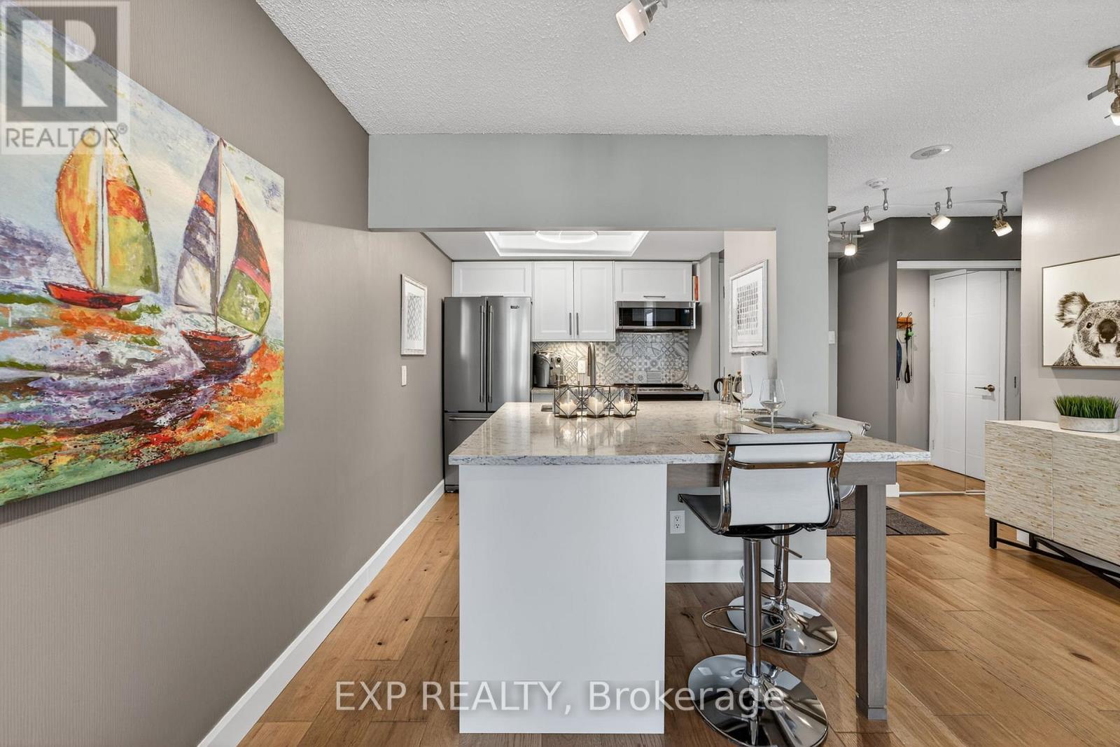 906 - 75 Ellen Street, Barrie, Ontario  L4N 7R6 - Photo 14 - S12871576