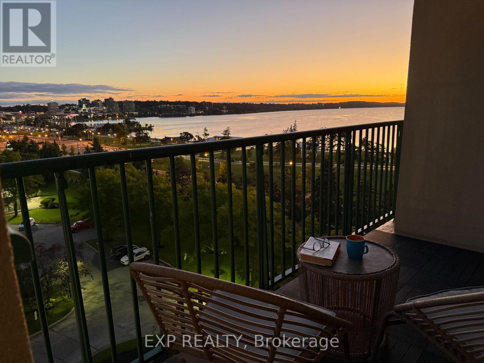 906 - 75 ELLEN STREET, Barrie, Ontario