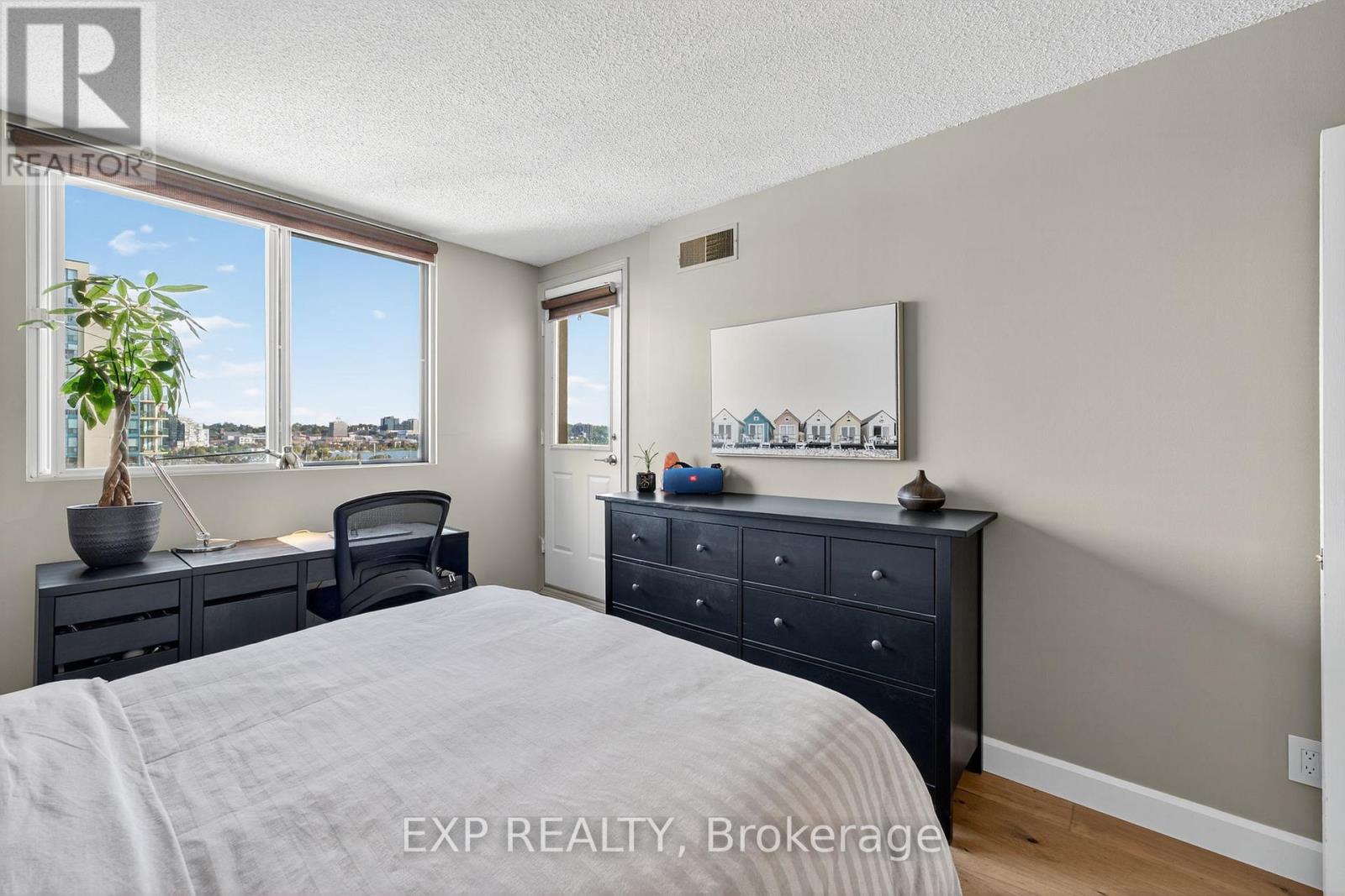 906 - 75 Ellen Street, Barrie, Ontario  L4N 7R6 - Photo 21 - S12871576