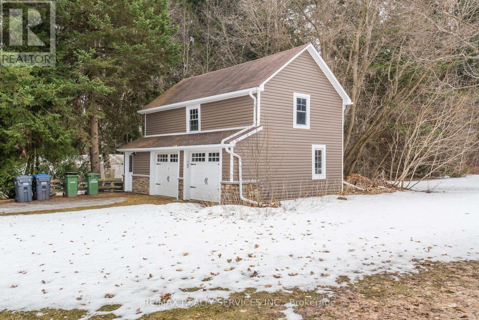 2 Maple Avenue, Caledon, Ontario  L7C 1K5 - Photo 46 - W12944958