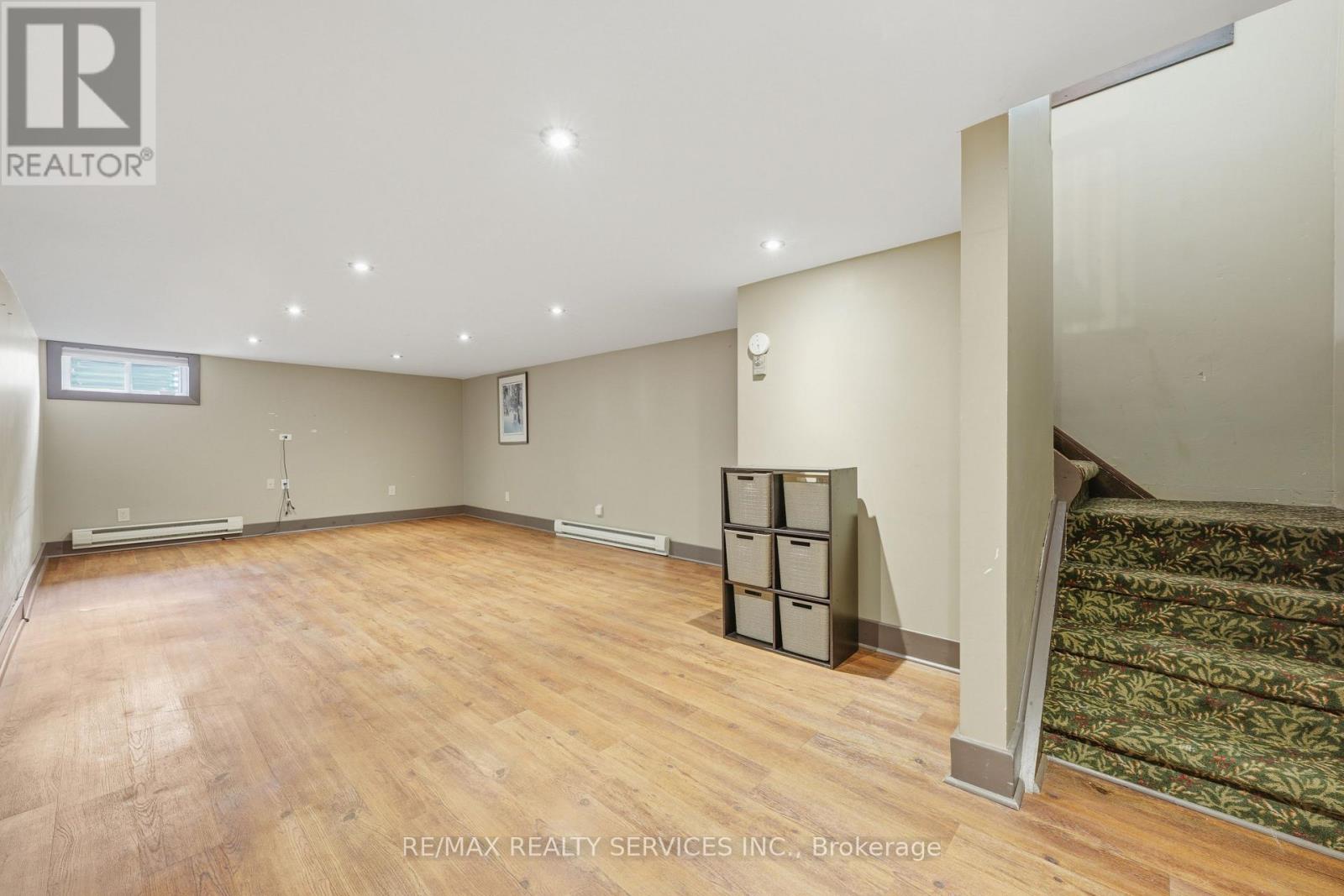 2 Maple Avenue, Caledon, Ontario  L7C 1K5 - Photo 37 - W12944958