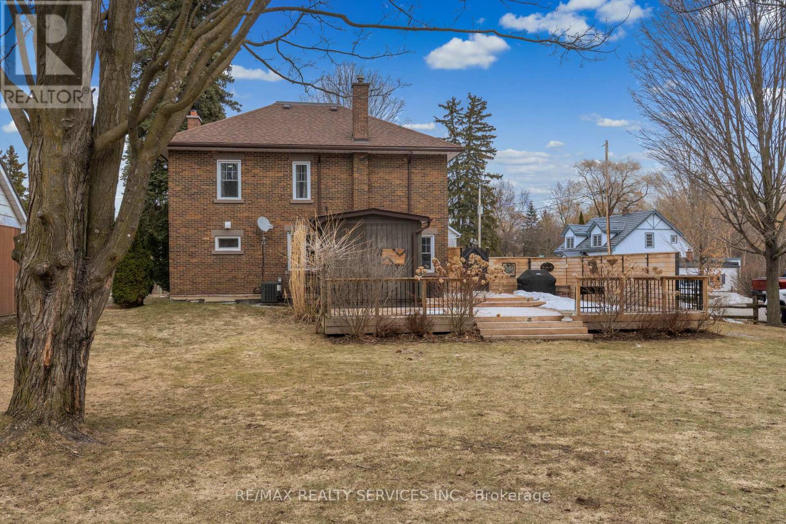 2 Maple Avenue, Caledon, Ontario  L7C 1K5 - Photo 49 - W12944958