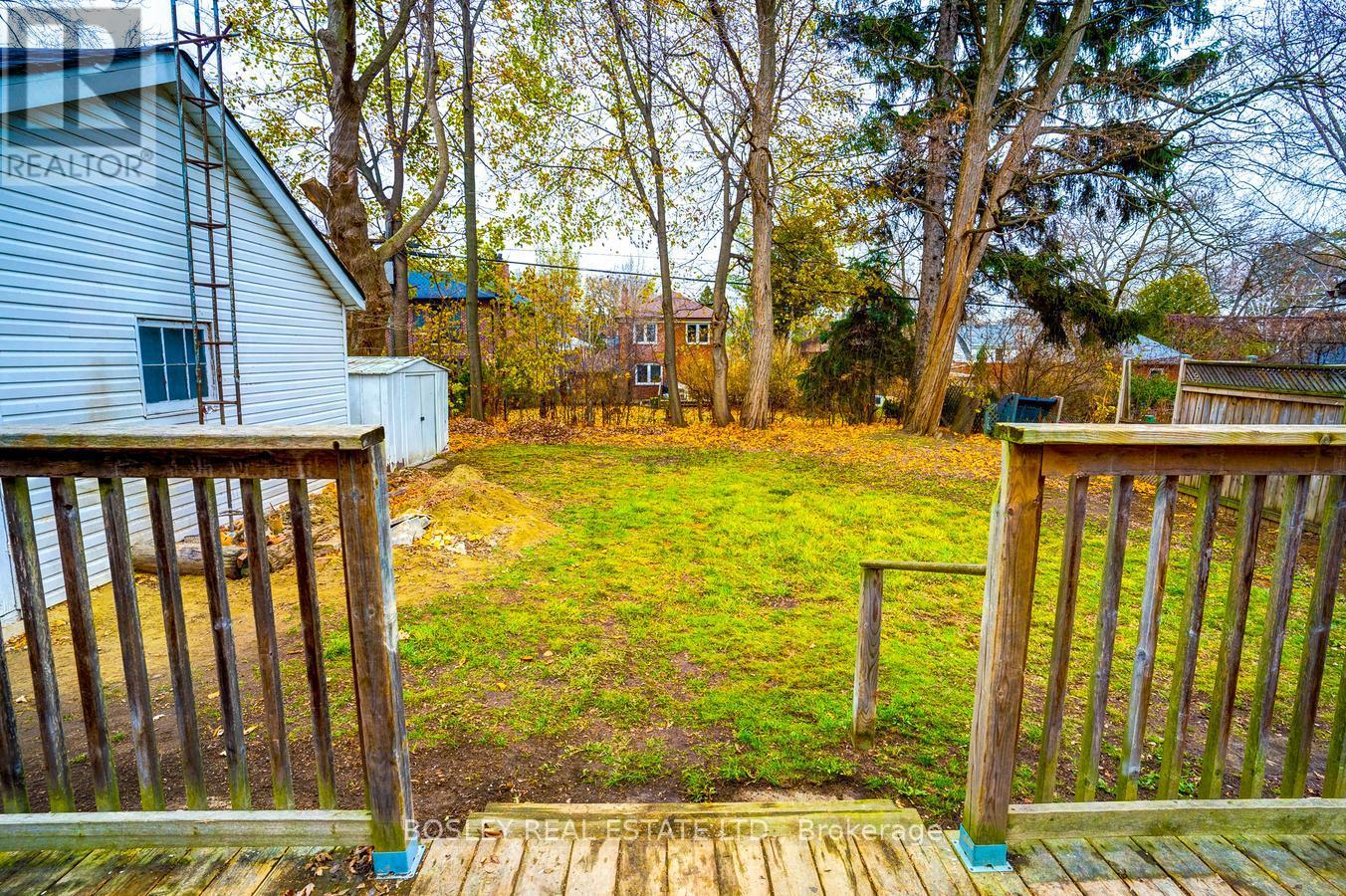 9 Thirty Eighth Street, Toronto, Ontario  M8W 3M1 - Photo 25 - W12967054