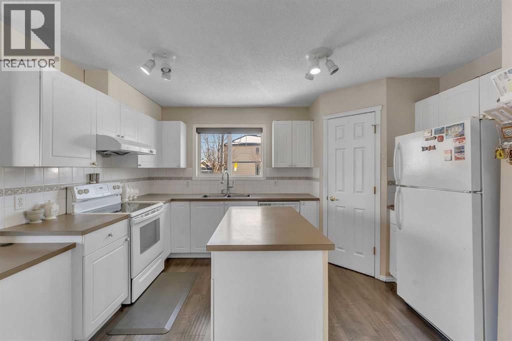 92 Taradale Drive NE, Calgary, Alberta  T3J 4W7 - Photo 18 - A2299113