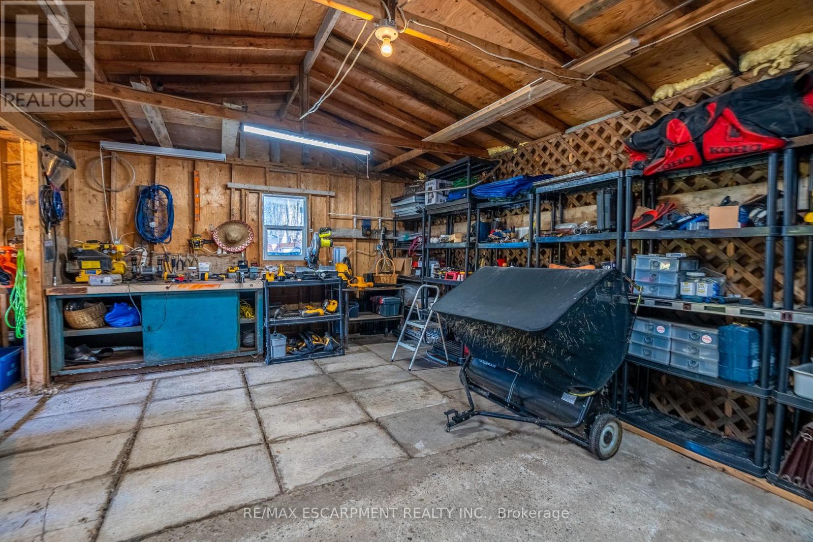 53 Third Road E, Hamilton, Ontario  L8J 3J5 - Photo 35 - X12970836