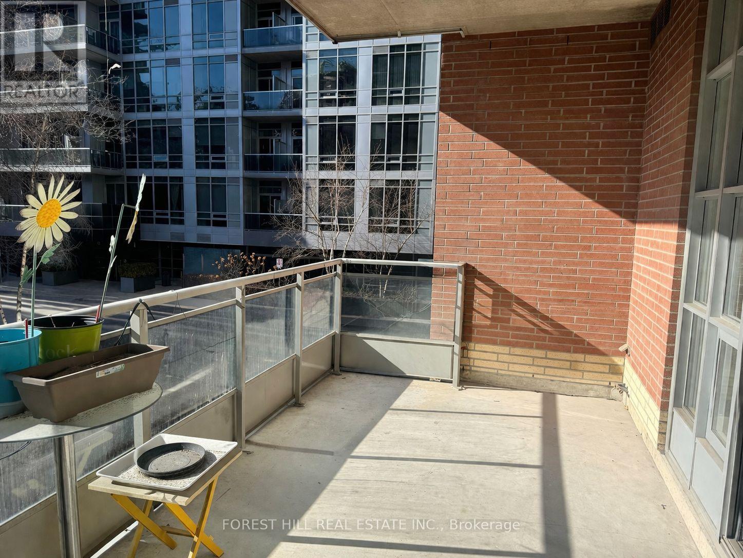 207 - 23 Brant Street, Toronto, Ontario  M5V 2L5 - Photo 11 - C12971258