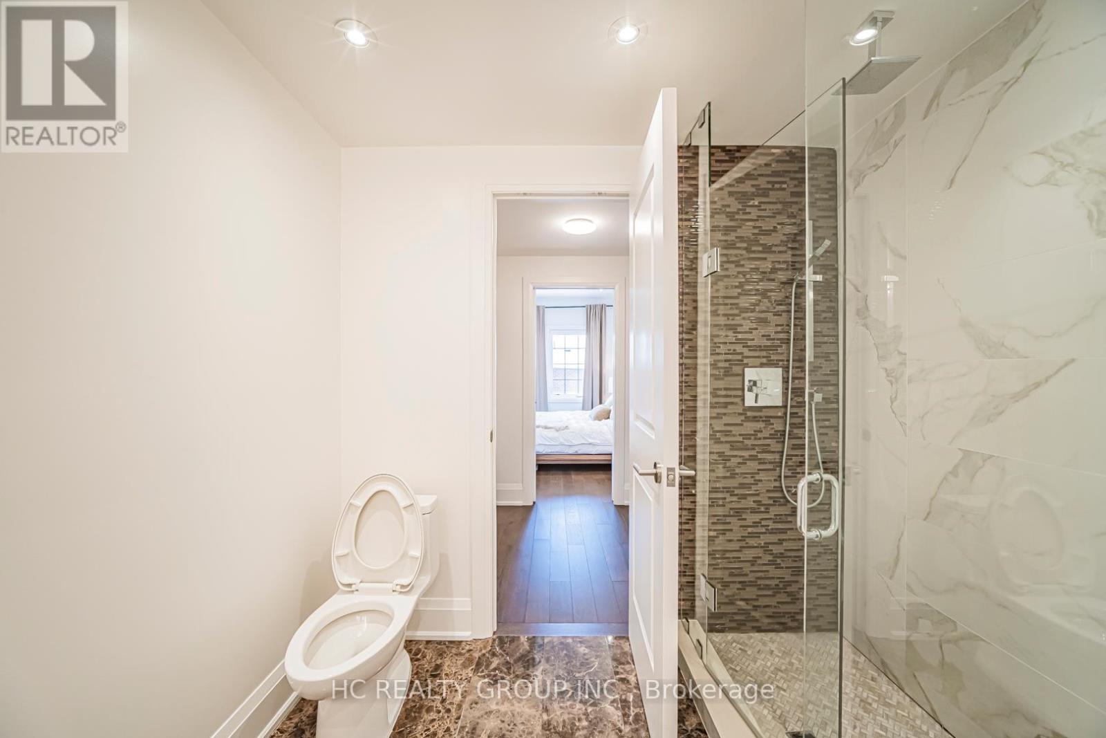 2462 Bayview Avenue, Toronto, Ontario  M2L 0A4 - Photo 33 - C12971332