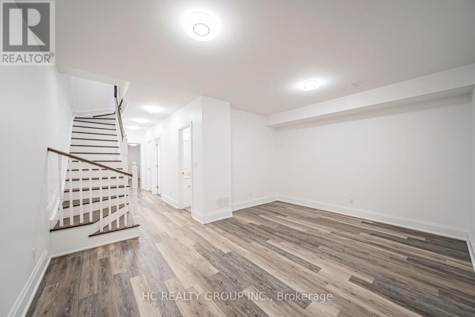 2462 Bayview Avenue, Toronto, Ontario  M2L 0A4 - Photo 39 - C12971332