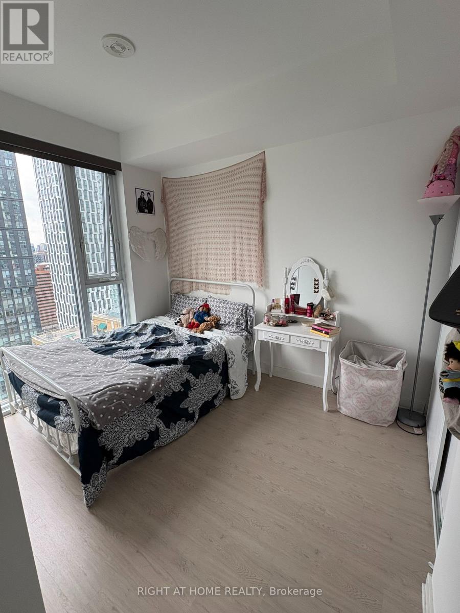 2404 - 65 Mutual Street, Toronto, Ontario  M5B 0E5 - Photo 14 - C12971362