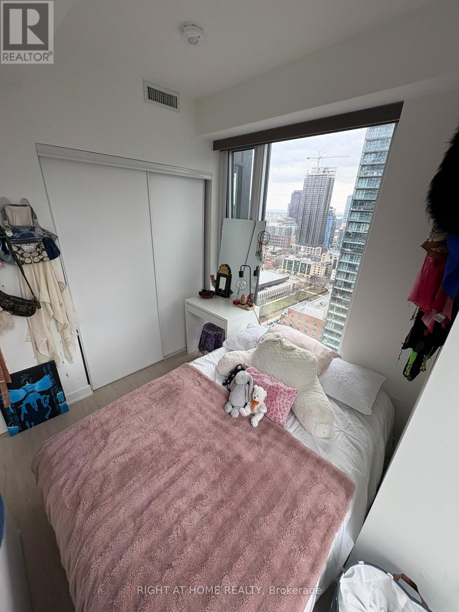 2404 - 65 Mutual Street, Toronto, Ontario  M5B 0E5 - Photo 17 - C12971362