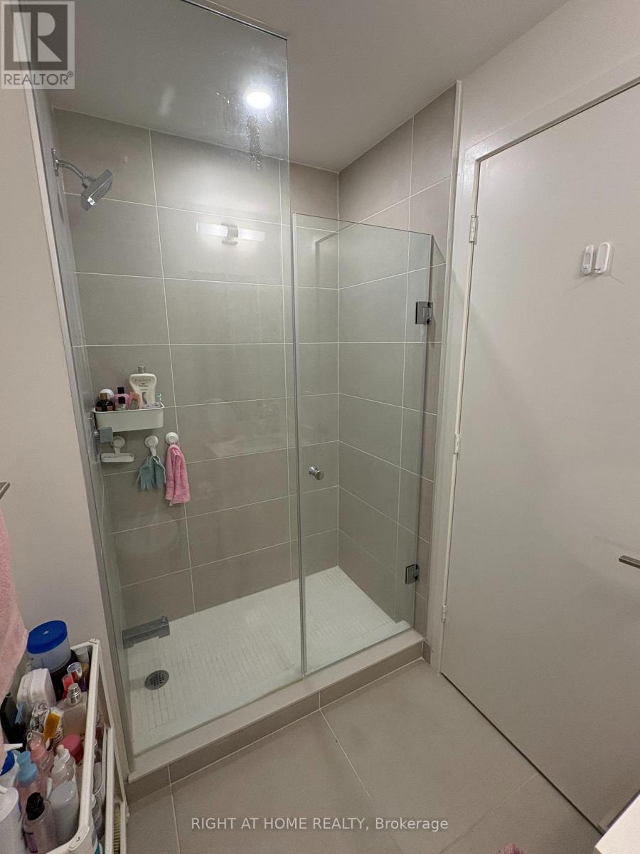 2404 - 65 Mutual Street, Toronto, Ontario  M5B 0E5 - Photo 8 - C12971362