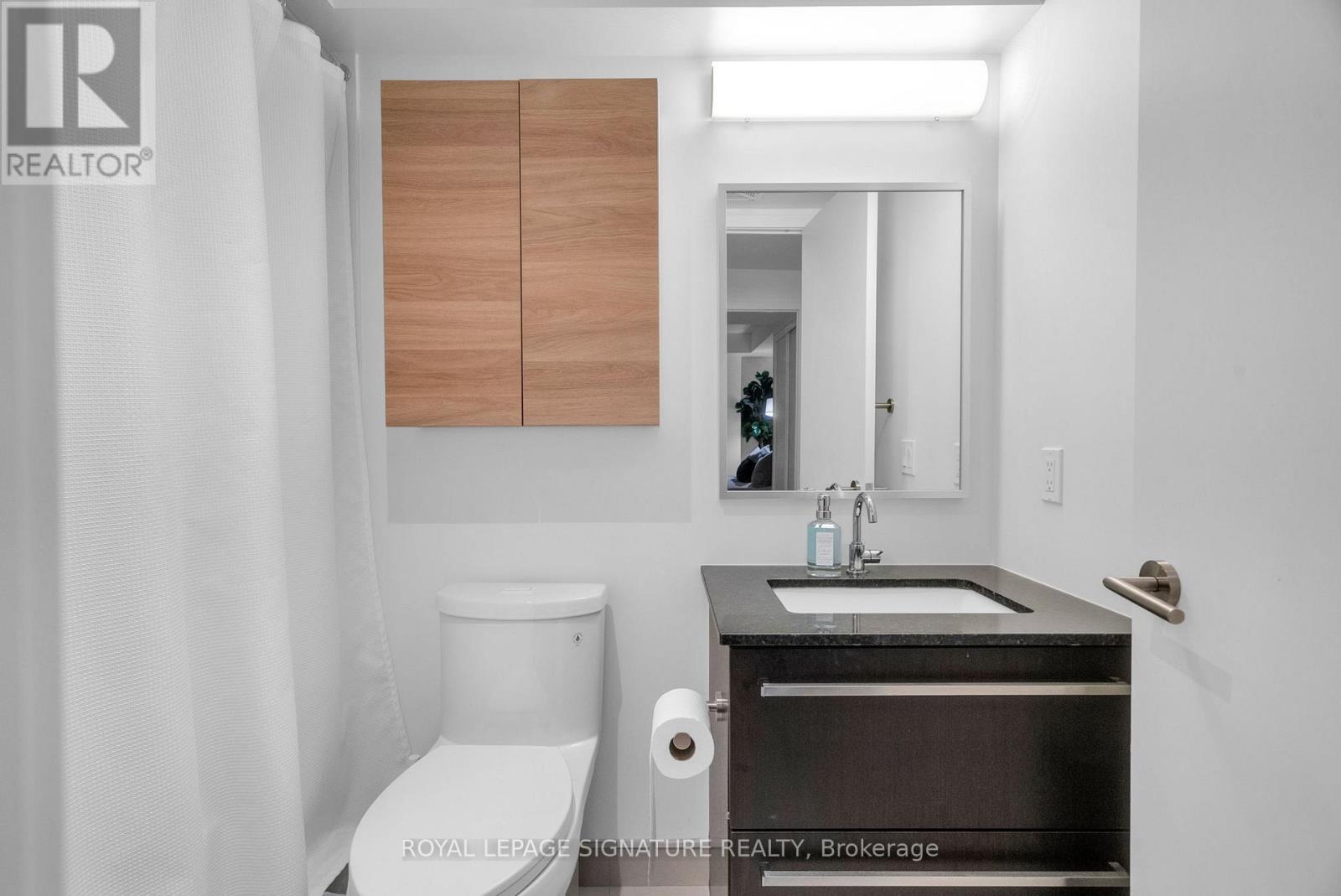 8 - 106 Varna Drive, Toronto, Ontario  M6A 0C8 - Photo 26 - C12971364