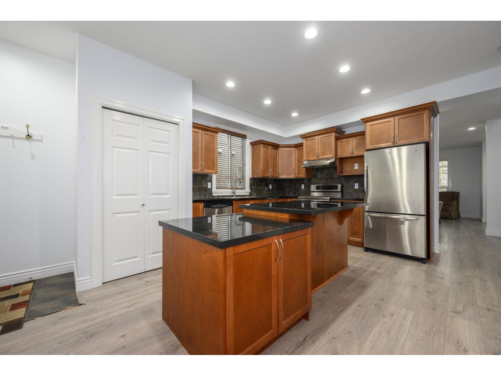 19441 66 Avenue, Surrey, British Columbia V4N 0C3 - Photo 4 - R3108420