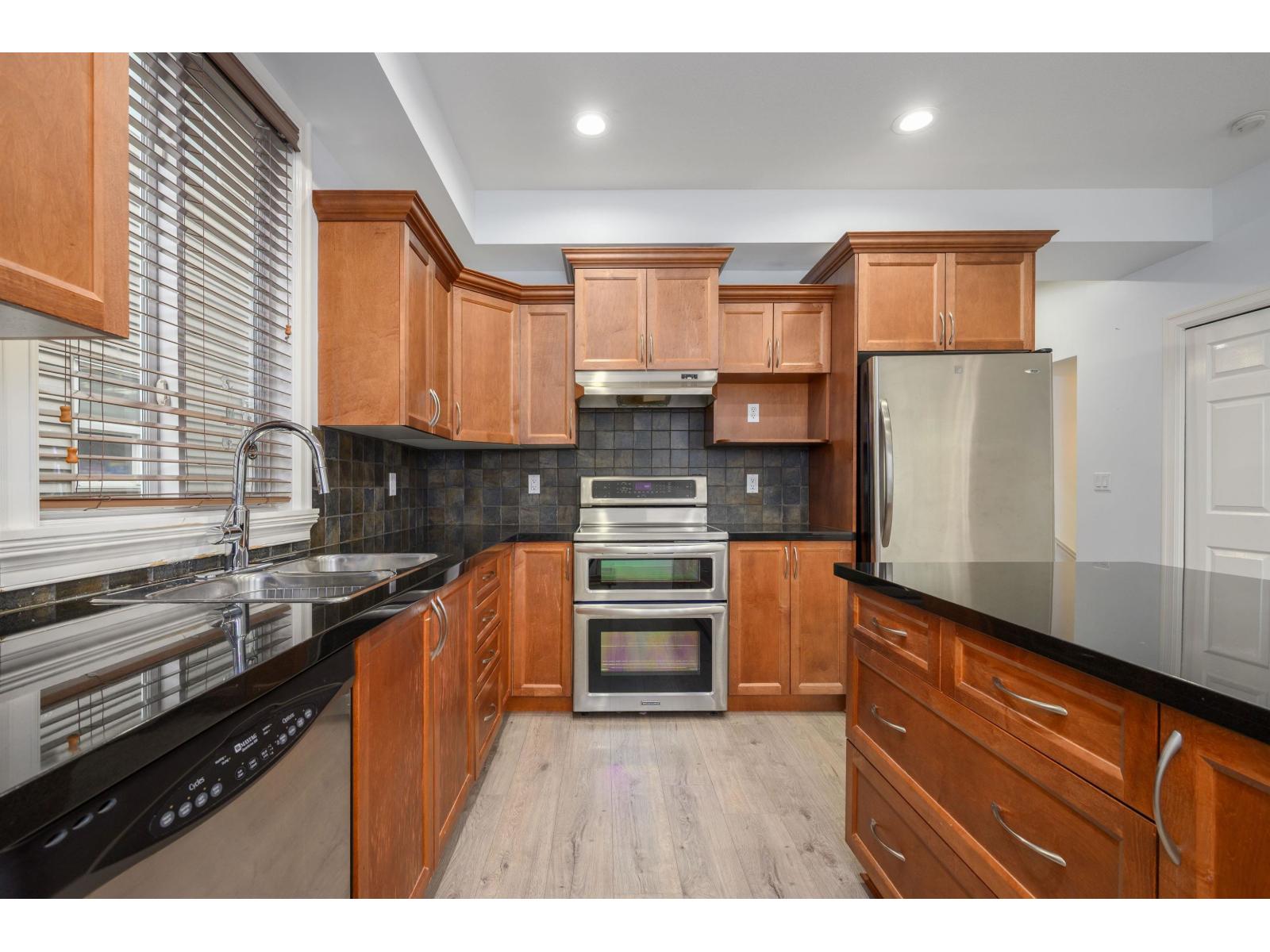 19441 66 Avenue, Surrey, British Columbia V4N 0C3 - Photo 5 - R3108420