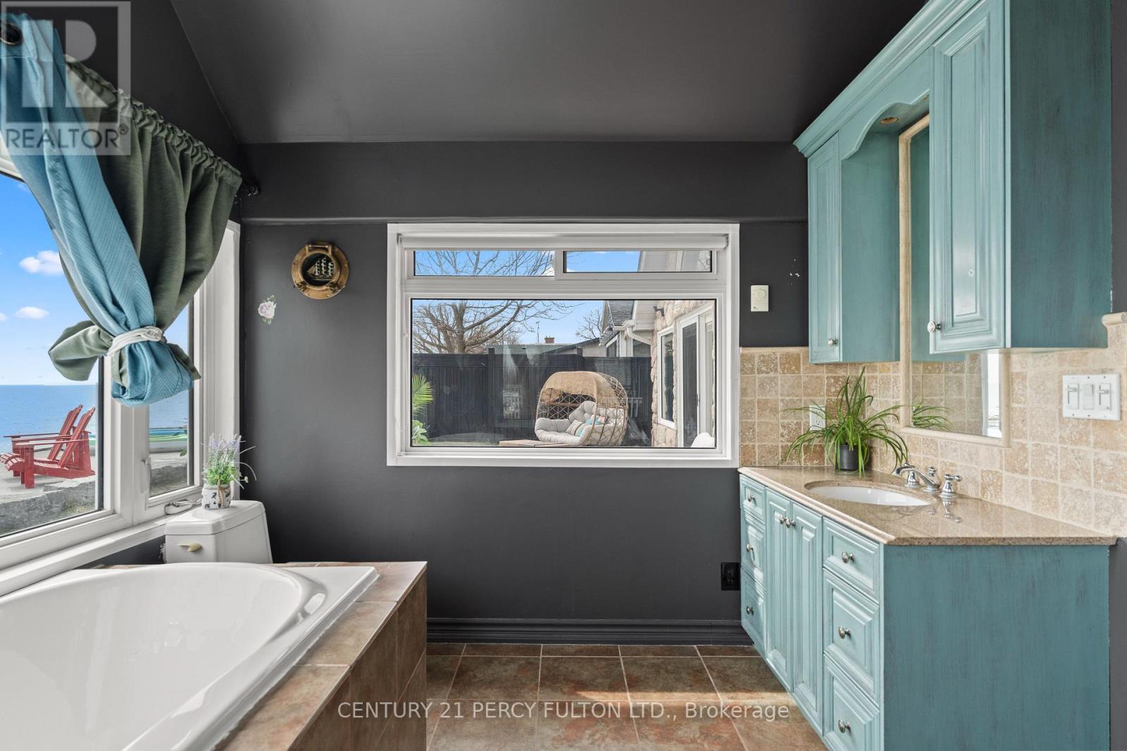 127 Cedar Crest Beach Road, Clarington, Ontario  L1C 3K3 - Photo 30 - E12971264