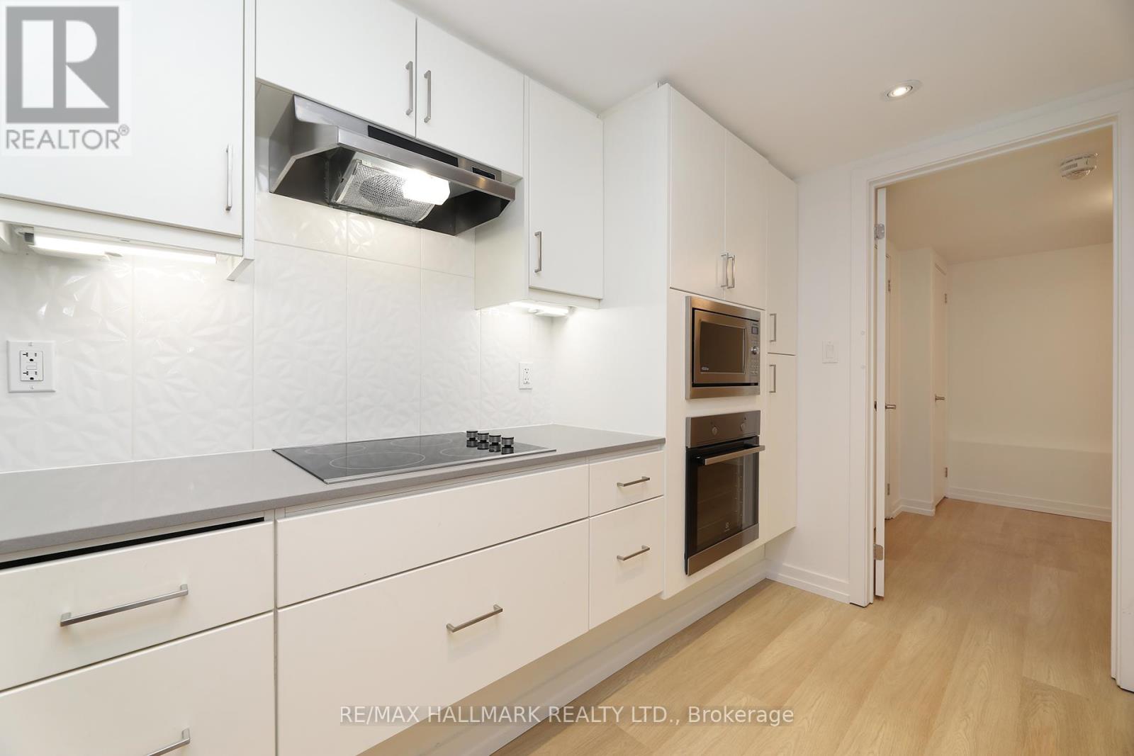 Lower - 38 Shudell Avenue, Toronto, Ontario  M4J 1C7 - Photo 9 - E12971316