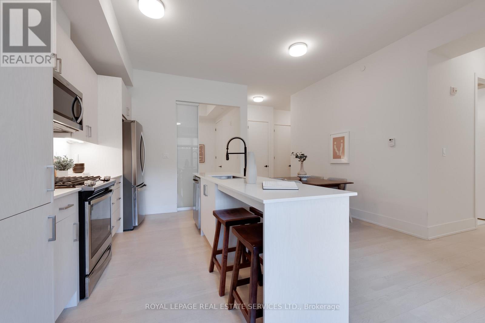 101 - 14 Dewhurst Boulevard, Toronto, Ontario  M4J 3H9 - Photo 8 - E12971410