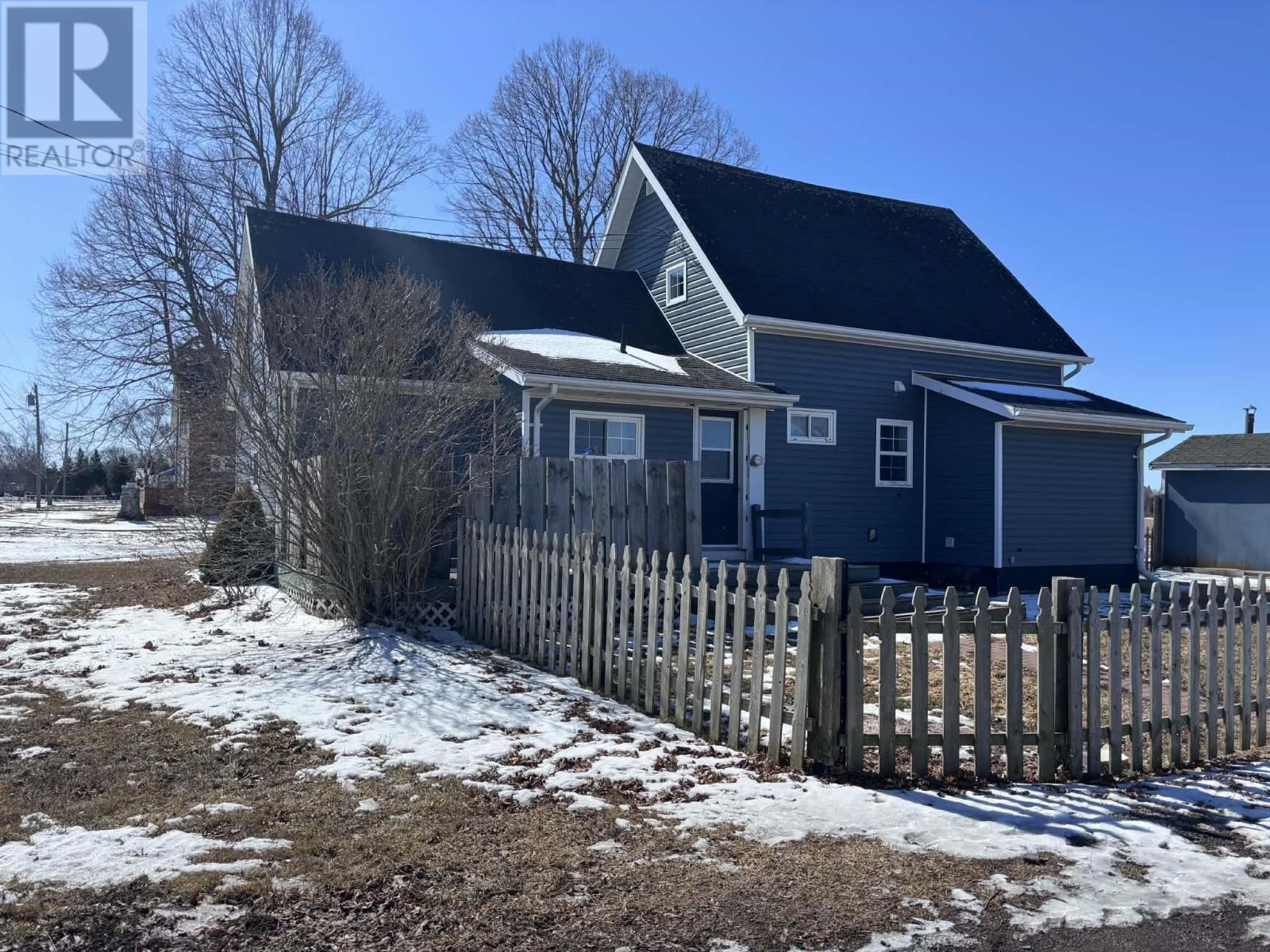 31 Augustine Street, Miscouche, Prince Edward Island C0B 1T0 - Photo 5 - 202606639