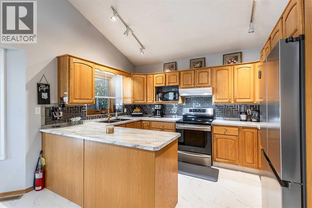 87 Prairie Drive Ne, Medicine Hat, Alberta  T1C 1R3 - Photo 11 - A2283913