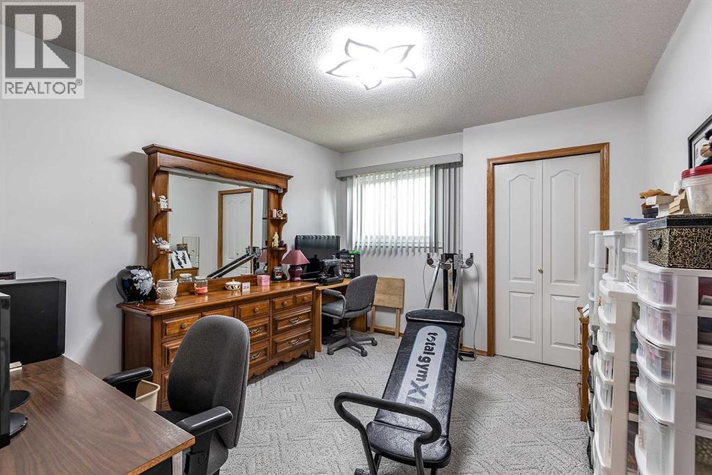 87 Prairie Drive Ne, Medicine Hat, Alberta  T1C 1R3 - Photo 34 - A2283913