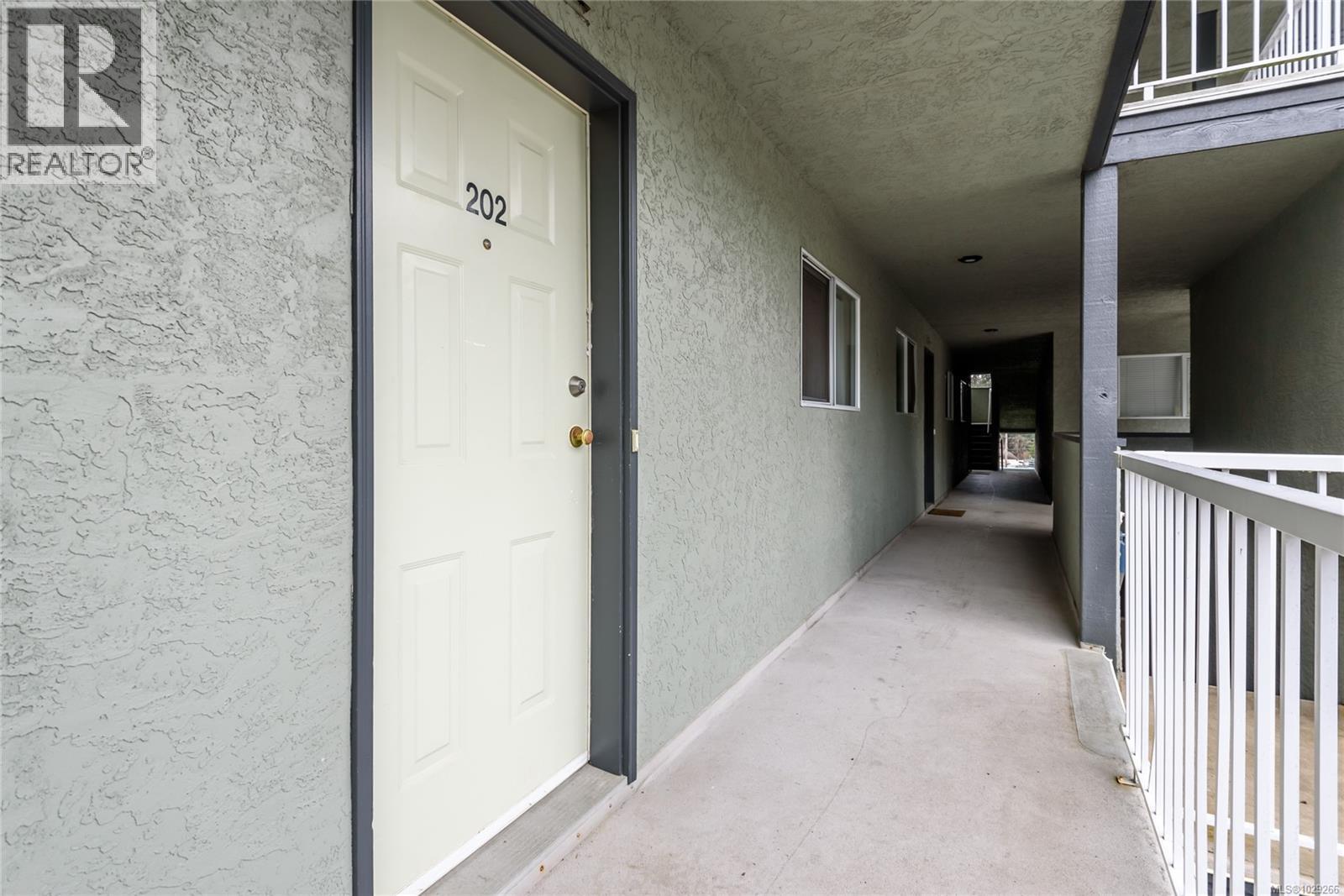 202 123 Back Rd, Courtenay, British Columbia V9N 3W5 - Photo 27 - 1029266