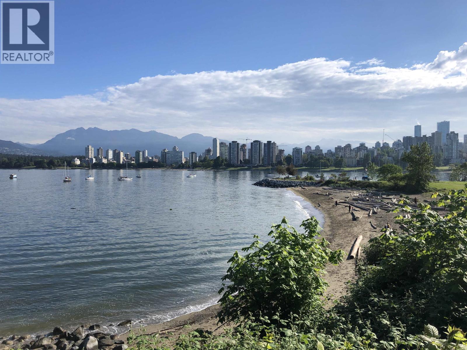 203 1425 CYPRESS STREET, Vancouver, British Columbia