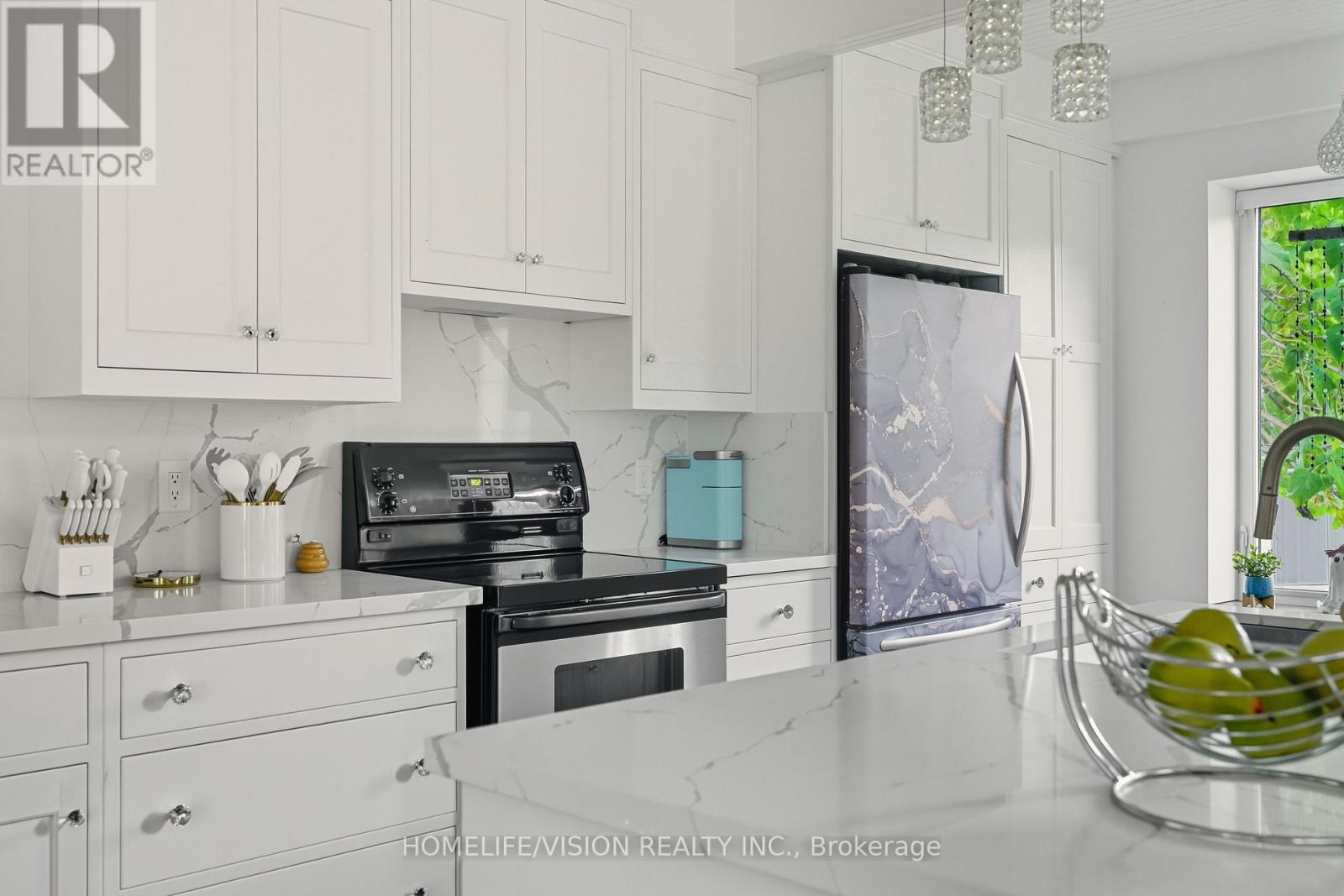 65 Bolster Lane, Georgina, Ontario  L0E 1N0 - Photo 19 - N12971252