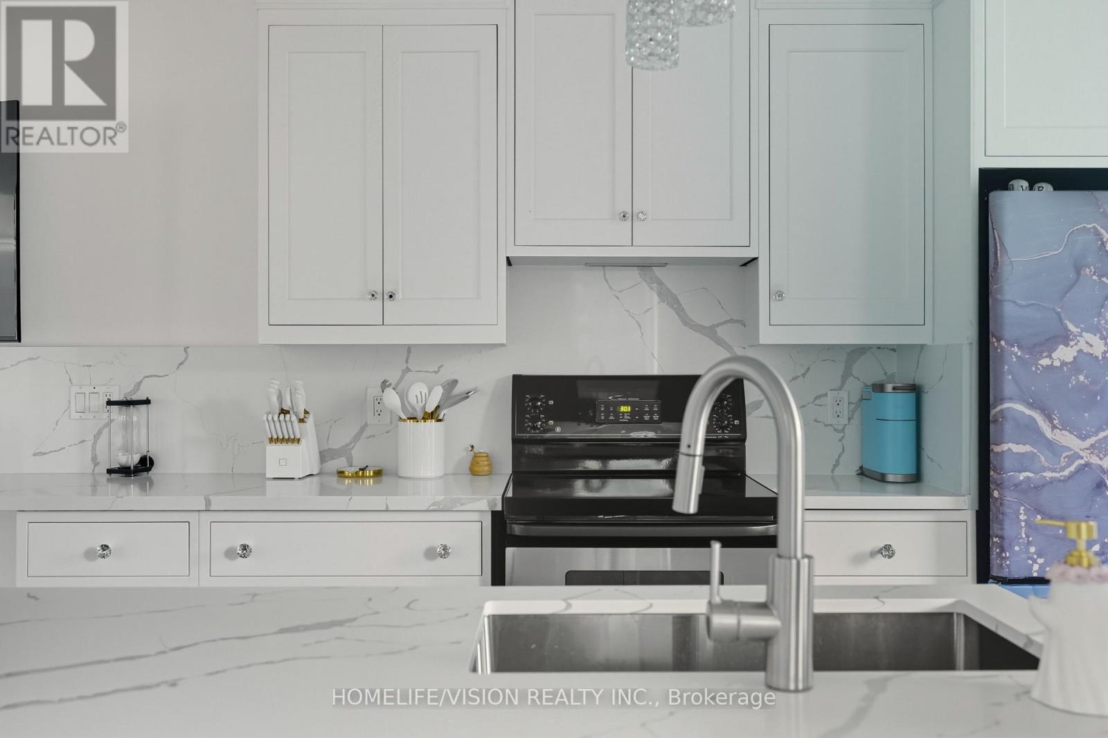 65 Bolster Lane, Georgina, Ontario  L0E 1N0 - Photo 20 - N12971252